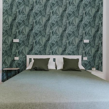 Mimi Room Кастелламмаре-ди-Стабия Экстерьер фото