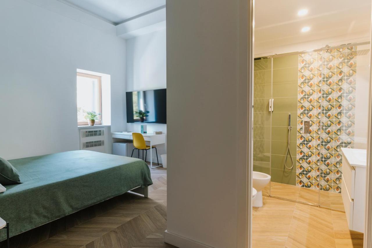 Mimi Room Кастелламмаре-ди-Стабия Экстерьер фото